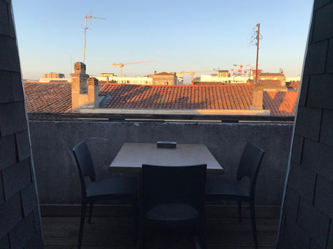 Charmant Duplex T2 dans le quartier des Chartrons, Bordeaux<br /><br /><b>The sp Bordeaux, France Charmant Duplex T2 aux Chartrons Entire rental unit vacation rental 29098417