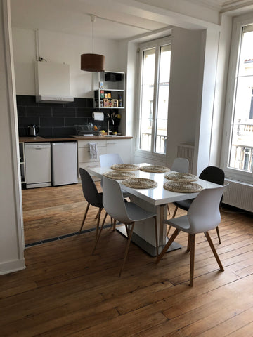 Nous vous accueillons au P’tit 43 dans un appartement typique bordelais !<br /><  Le p’tit 43 Entire rental unit vacation rental 50020375