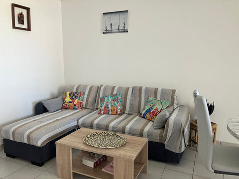 Français, Anglais léger Lormont, France l'Arène Margaux Résidence tout confort/2 p Entire condo vacation rental 44237459