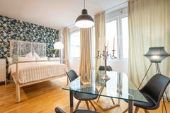 Oasis Apartment ist eine Garconiere für 2 Personen und befindet sich direkt im Z Vienna, Austria •Oasis Apartment• Entire rental unit vacation rental 647877867318859946
