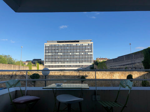 English and French  speaker,<br /><br />Au centre ville de bordeaux, vous a 7 mi Bordeaux, France Flat close to chartron/Appartement proche chartron Private room in condo vacation rental 34728015