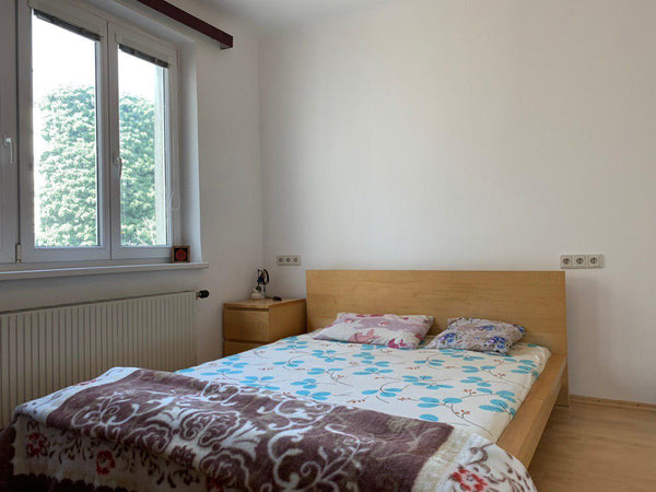 12 minutes to CityCenter, in a great neighborhood of the city(District 8) with a Vienna, Austria Private room very close to city center Private room in rental unit vacation rental 34772161