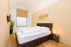 • Botschaftsviertel<br />• Zentrum - ungefähr 5 minutes zu Fuß (U-Bahn: U1)<br / Vienna, Austria Belvedere Cream Entire rental unit vacation rental 16248623