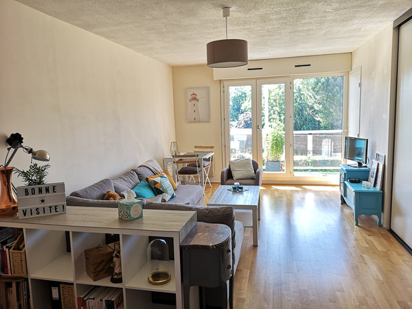 Welcome  home !<br />A charming studio cocooning of 35 m ², with a balcony of 10 Le Bouscat, France Sweet and quiet flat Entire rental unit vacation rental 30304007