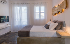 Recently renovated sea view apartment with Cycladic architecture and nice balcon Naousa, Greece Comfy Studio Next to the Beach with Balcony Entire rental unit vacation rental 32741220