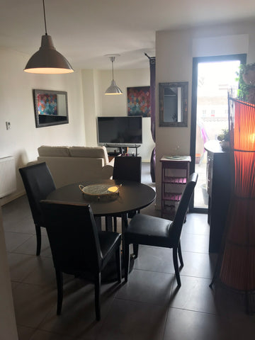 Logement très éclairée et très calme. Parfaitement situé au quartier des chartro Bordeaux, France Logement cosy et très confort Entire condo vacation rental 35537224