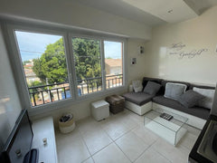 Studio 18m2 au coeur de Bordeaux Caudéran et à 10 min d Bordeaux centre.<br />Im Bordeaux, France Superbe studio Bordeaux Cauderan Entire rental unit vacation rental 630308791280826646