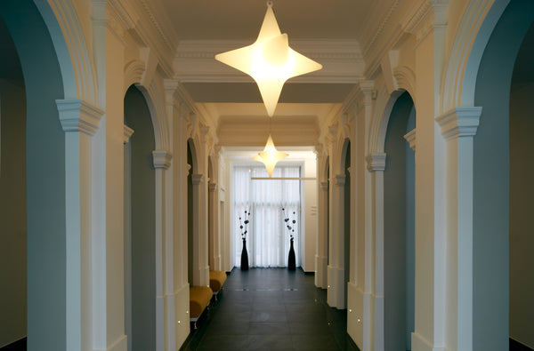 Historic building in the 5th district close to biggies like the Vienna State Ope  Private Triple Room with Ensuite Bathroom Private room in hostel vacation rental 39602276