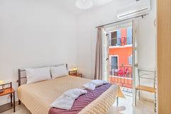 The Ethrion Plus apartment is nearby where the ferry arrives at Syros port(100 m Ermoupoli, Greece Apartment with Balconies  90 m  from the port Entire rental unit vacation rental 38232341