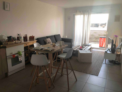 T2 de 42m2 au premier étage et dernier étage d’une résidence toute neuve , avec  Les Nouillers, France Joli T2 tout neuf à Villenave-d’Ornon Entire condo vacation rental 46956083