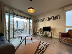 Apartement 35sq for rent Bordeaux - Cité du Vin<br /><br /><b>The space</b><br /  Nice apartment for 4 with parking near Cité du Vin Entire rental unit vacation rental 549074274325519264