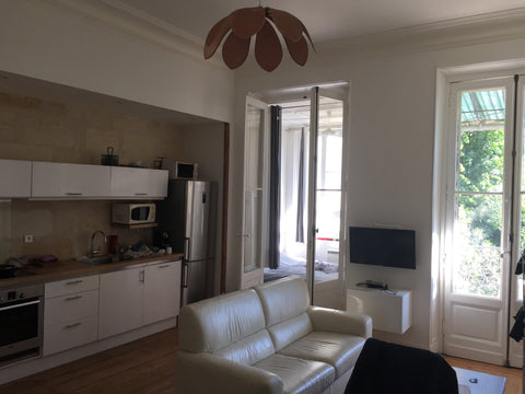 Appartement rénové, climatisé et meublé à louer pour Juillet et Aout uniquement, Bordeaux, France Appartement climatisé meublé Bordeaux centre calme Entire rental unit vacation rental 18815898