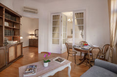 Comfortable, warm apartment with a classic style only 400meters far away from Sy Athens, Attica, Greece Neoclassical apt close to Syntagma-Plaka by GHH Entire rental unit vacation rental 42060479