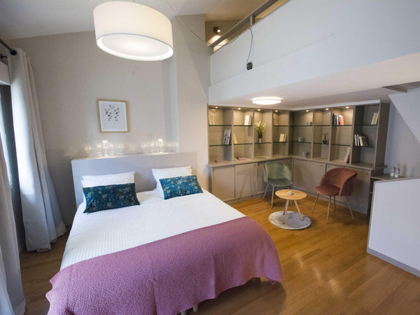 Quatre chambres d'hôtes, au calme dans le centre ville. Ambiance cosy et confort Bordeaux, France Hippolyte Monplaisir Private room in guesthouse vacation rental 665796587028140799