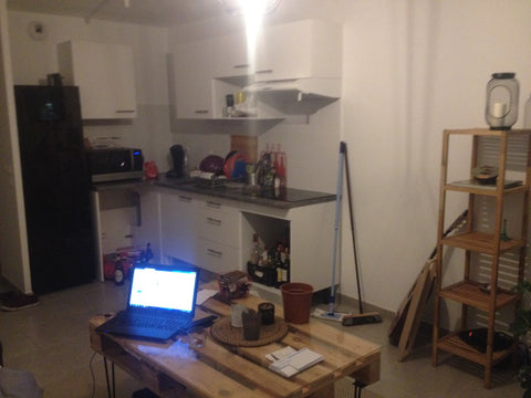 T2 de 45 m² tout équipé.<br />Une terrasse de 10 m² avec une plancha et un salon Pessac, France T2 Proche de Bordeaux Entire condo vacation rental 40309598