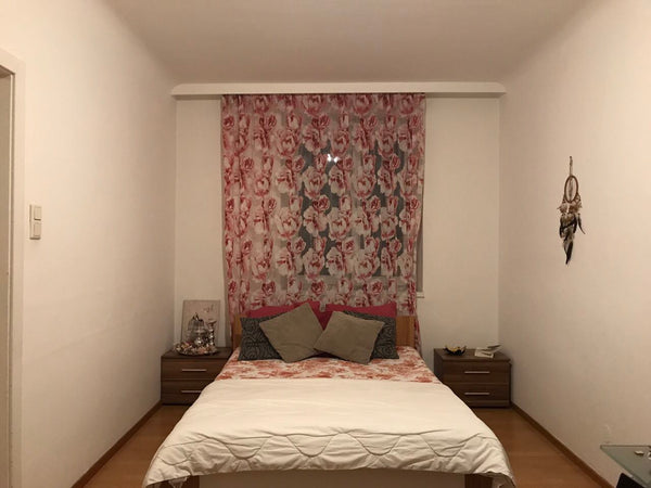 There is a matrimonial bed, a medium sized-closet and a studying table. The room Vienna, Austria Apartament for Summer( july/august) Entire rental unit vacation rental 19177860