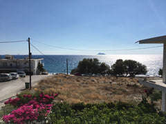 Cosy 1st floor apartment with sea view. Located two minutes from the beach. The   Roula apts 1st floor Entire rental unit vacation rental 27160947