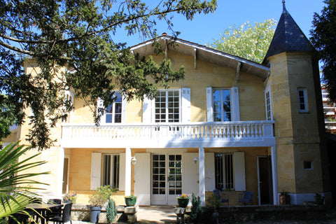 Maison de caractère avec piscine dans quartier calme proche tramway direct Borde Bordeaux, France Chambre de caractère avec petit déjeuner Private room in townhouse vacation rental 18540145