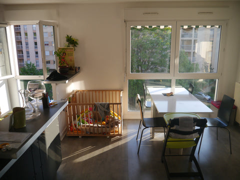 Appartement situé dans le quartier de la Place Valmy à proximité de la ligne de  Lyon, France T3 dans résidence agréable Quartier Valmy, 9ème Entire condo vacation rental 19664975