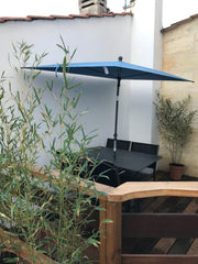 Dépendance entièrement neuve, dans immeuble en pierre, en plein centre de Bordea Bordeaux, France Terrasse au premier et climatisation Entire rental unit vacation rental 47073915