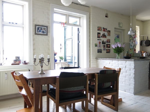 Skøn lejlighed, med plads til 5 gæster i stille gade med altan og udsigt på Vest Copenhagen, Denmark CITY APARTMENT - BALCONY AND VIEW Entire rental unit vacation rental 2948879