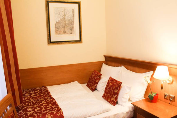 <b>The space</b><br />Sie können unsere PENSION sowohl über Stufen, als auch übe Vienna, Austria City Pension Stephansplatz Private room in pension vacation rental 28327891