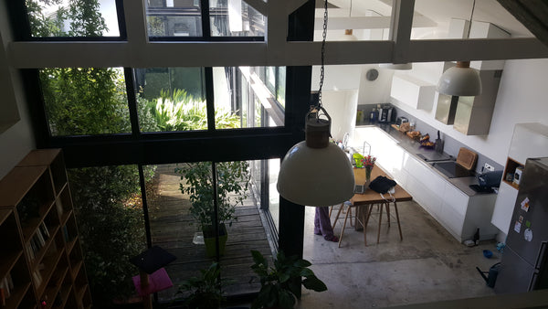 Loft très calme, agencé autour d'un patio ensoleillé. Spacieux (176m2 au sol), i Bordeaux, France Maison Loft avec patio et garage Entire loft vacation rental 43984284