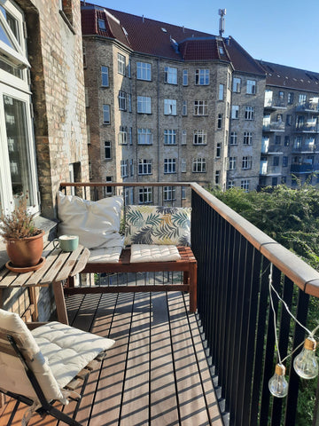 My 2 room flat in Valby offers a quiet and cozy spot to recharge not far (3 trai Copenhagen, Denmark Calm and central 2 room flat with sunny balcony Entire condo vacation rental 692392800919718084