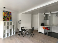 Modern designed newly renovated flat in the center of Brussels. 57m², 4th floor  Brussels, Belgium Modern/New/comfortable apartment in centre/terrace Entire rental unit vacation rental 18090396