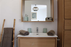 Pessac, ideally located in a quiet area, near prestigious vineyards, and in the  Pessac, France Independent modern room-private bathroom -PESSAC Private room in home vacation rental 35962884