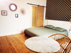 Chambre privée tout confort dans une maison bordelaise de style Art Déco entière Bordeaux, France Élégante chambre Art Déco -Bordeaux- 2 pas du tram Private room in townhouse vacation rental 51386027