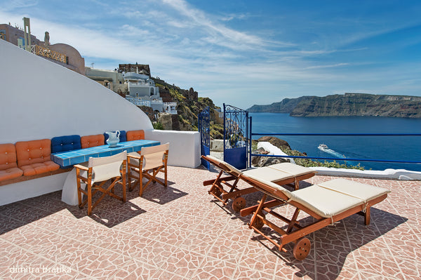 This House is located in Oia of Santorini and it is a large private traditional  Oia, Greece YANNIS and EFI CAVE HOUSE-SUNSET- Entire home vacation rental 6271170