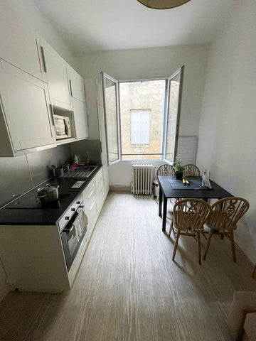 Fully equipped, peaceful and centrally-located apartment. Located right next to  Dijon, France Apartment bordeaux city center calm T2 30m2 Entire rental unit vacation rental 661983381562918829