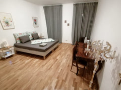 Set 300 meters walking distance away from the famous Vienna Volksoper and Genera Vienna, Austria Quiet Studio close to the City Center Entire rental unit vacation rental 39237735