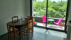 The appartement is calm, clean, luminous and with a large terrasse. It is ideall Liège, Belgium 2 bedroom apt, 12 min from Bordeaux train station Entire rental unit vacation rental 19065075