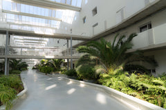 L'appartement est neuf et confortable. Je loue la chambre avec sdb et toilettes. Bordeaux, France Une chambre à Bordeaux près des Bassins de Lumière Private room in condo vacation rental 29530285