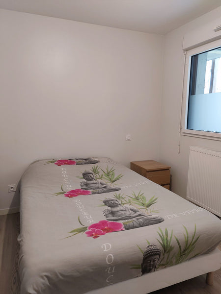 Je loue cette jolie chambre située dans le fameux quartier Bassins à Flot. 🛥️<br Bordeaux, France Bordeaux : Bassins à Flot Private room in rental unit vacation rental 644572342251081142