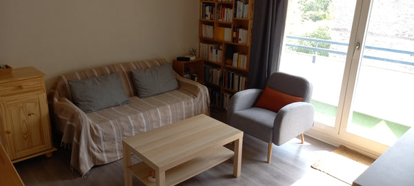Apartment (34m²), with living room, 1 bedroom and a balcony in a calm building,  Bordeaux, France Cosy flat in Bordeaux-Victoire Entire rental unit vacation rental 51573339