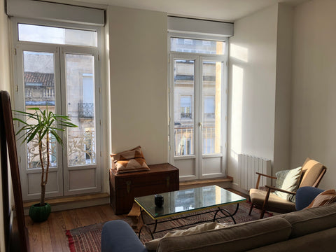 Superbe appartement ancien, refait à neuf. Très lumineux et en plein centre de B Bordeaux, France Appartement ancien et lumineux en plein centre Entire rental unit vacation rental 41223862