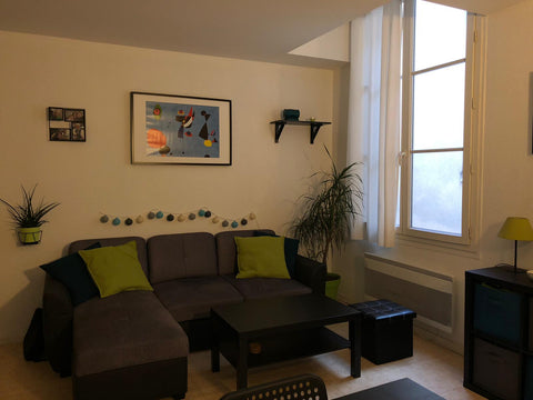 Joli appartement situé au cœur de Bordeaux, à 5mn à pied des trams et de la rue  Playa del Carmen, Mexico Joli T1 de 40m² en plein centre de Bordeaux Entire rental unit vacation rental 41338624