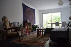 This beautiful house has a spacious living room with an open kitchen and a garde Bordeaux, France Chambre dans belle maison, proche du centre ville. Private room in home vacation rental 36666575