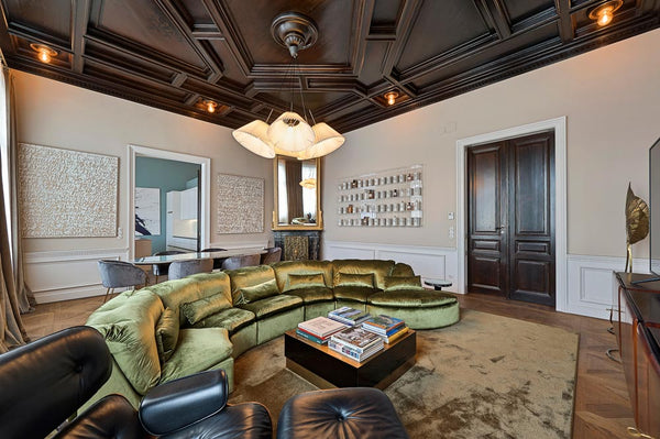 This magnificent 84 sqm two-bedroom (two bathroom) apartment is located close to  Luxurious 2 bedroom apartment AC Naschmarkt - LW6 Entire rental unit vacation rental 39648626
