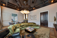 This magnificent 84 sqm two-bedroom (two bathroom) apartment is located close to  Luxurious 2 bedroom apartment AC Naschmarkt - LW6 Entire rental unit vacation rental 39648626