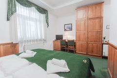 Set in a quiet location in Prague-Bohdalec, a 15-minute tram ride from Vaclave S Prague, Czechia Beautiful private apartment 15min to old town Room in hotel vacation rental 12143141