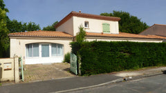 Pessac en Gironde <br />- En voiture:<br />A 30 mn du Bassin d'Arcachon des plag  Location T2 ( 35 m²) Entire guesthouse vacation rental 35992123