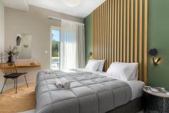 Kipos room is perfectly located in the heart of Rethymno town. It offers views f Rethimnon, Greece StylishTwin room with balcony | Kipos hotel Room in boutique hotel vacation rental 571009237662788171