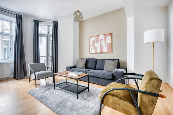 Show up and start living from day one in Copenhagen with this stylish two-bedroo Copenhagen, Denmark Inner City 1BR w/home office near Kongens Nytorv Entire rental unit vacation rental 701857727507562964