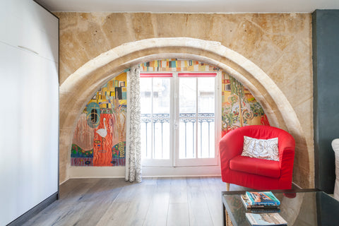 In the very heart of Bordeaux in an old and quite street near the magnificent Pl Bordeaux, France Cozy stone walls studio next to Place la Bourse Entire rental unit vacation rental 3810262