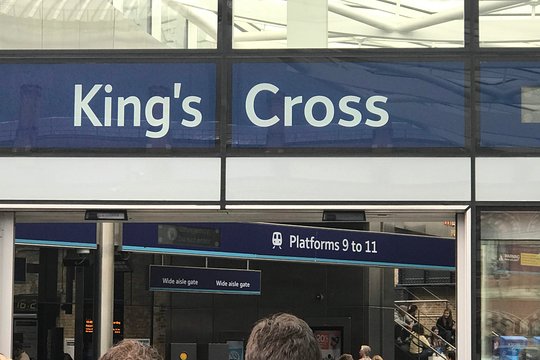 Private transfers between Gatwick King's Cross & St Pancras Train Stations  Private Tours and Travel Guide Europe London CITY Horley Destination Tour