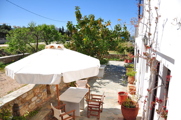 Located in Aliki Paros a picturesque village on the south coast of the island tw  Apartment near the beaches Entire rental unit vacation rental 24328377